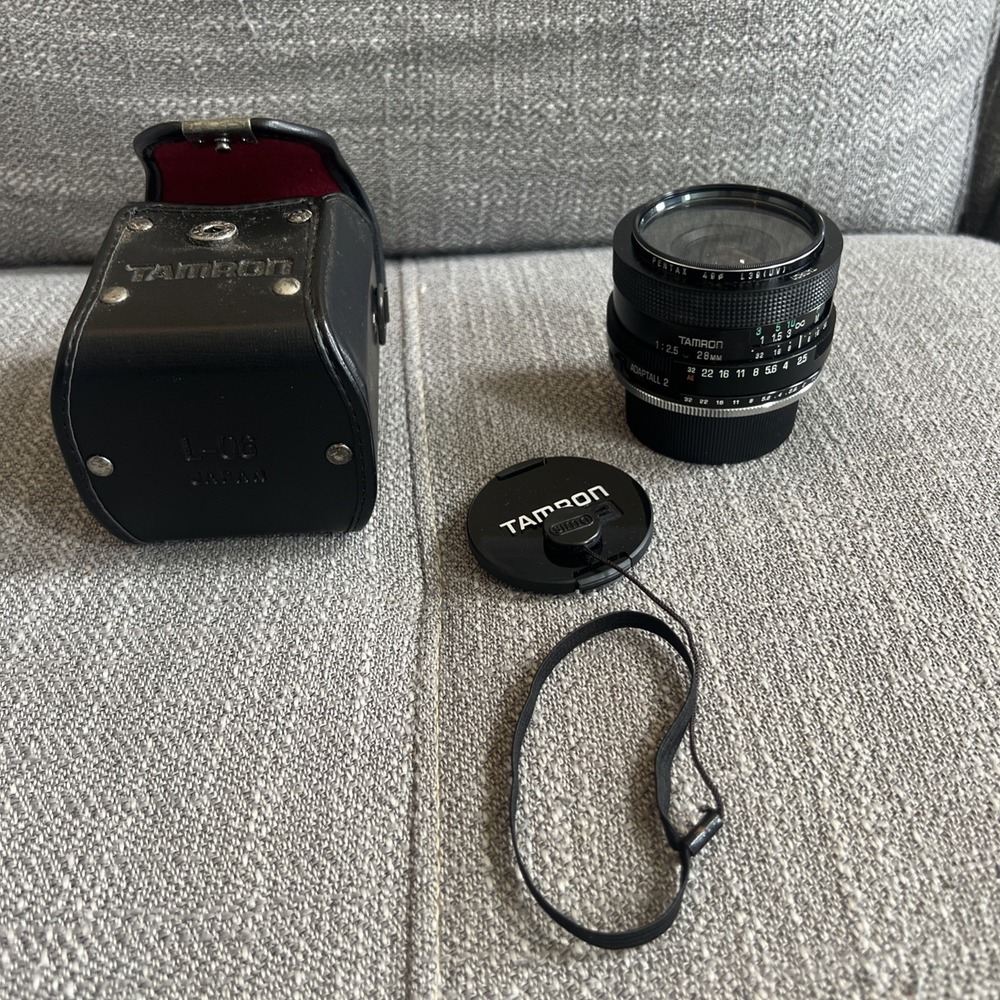 Tamron 28mm f2.5 Lens With Case 1:2.5 Adaptall 2 Preowned
